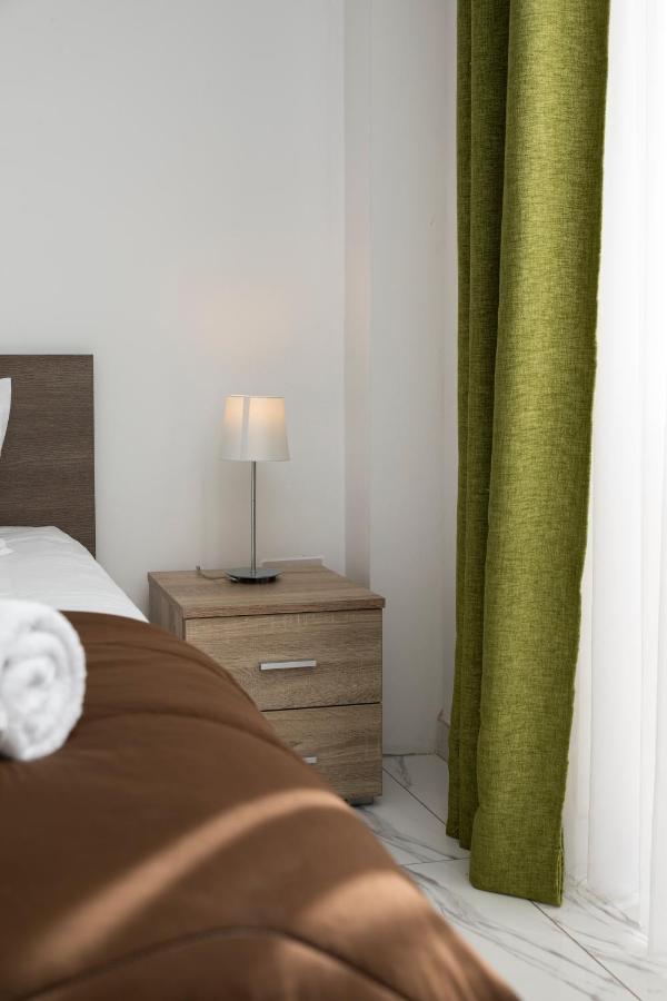Sea View Apartment 2 Bedrooms 2 Bathrooms, 2 Minutes Away From The Sea Saint Julian's Dış mekan fotoğraf