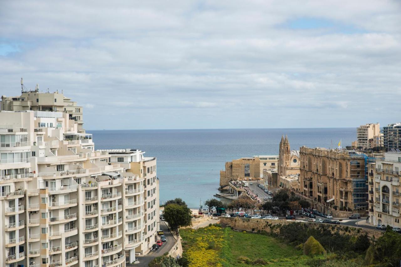 Sea View Apartment 2 Bedrooms 2 Bathrooms, 2 Minutes Away From The Sea Saint Julian's Dış mekan fotoğraf